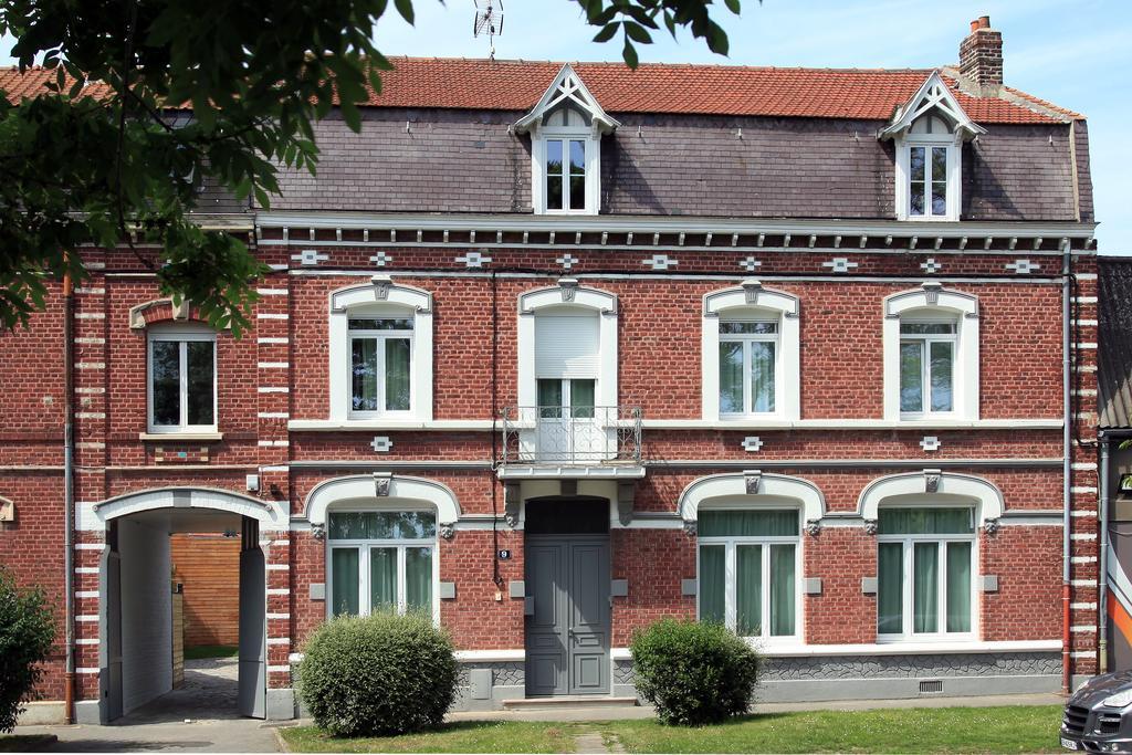 Le 1880, Avec Place De Parking Privee Securisee Cambrai Zewnętrze zdjęcie